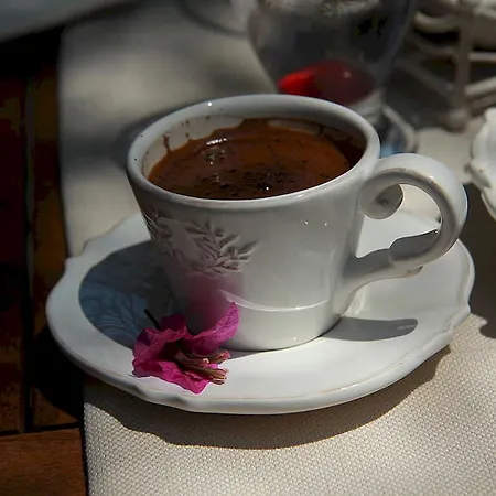 Luna Begonvil Taş Evler Otel 3*