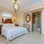 Hotel Luna Begonvil Tas Evler